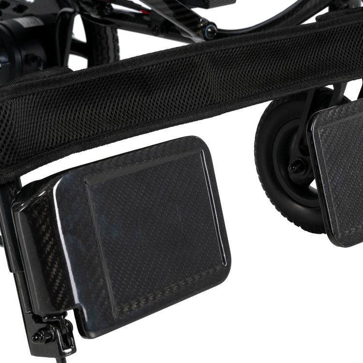 Lightweight carbon fiber footplates designed for comfort and durability.